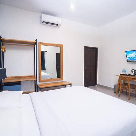 La Casa Jogja 호텔 Kejayan 외부 사진